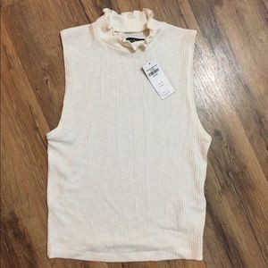 NWT Abercrombie cropped mock neck tank top
